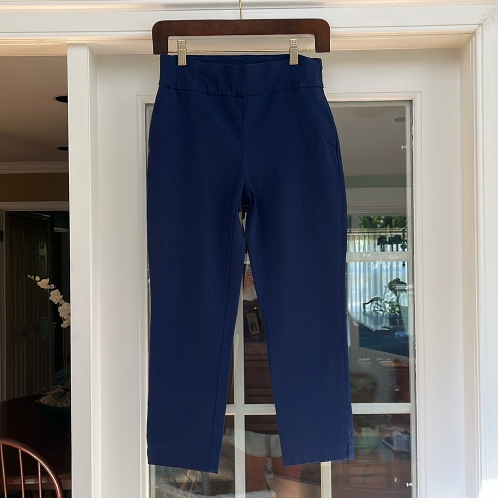 Chico’s So Slimming Navy pull on ankle pants